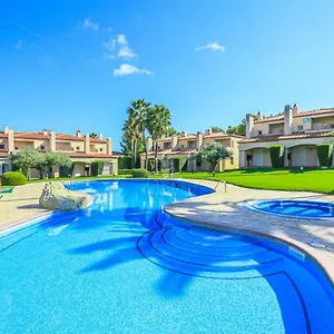 https://las-brisas-village.catalonia-hotels.com